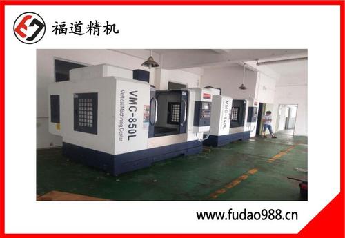 線軌加工中心客戶現(xiàn)場.jpg